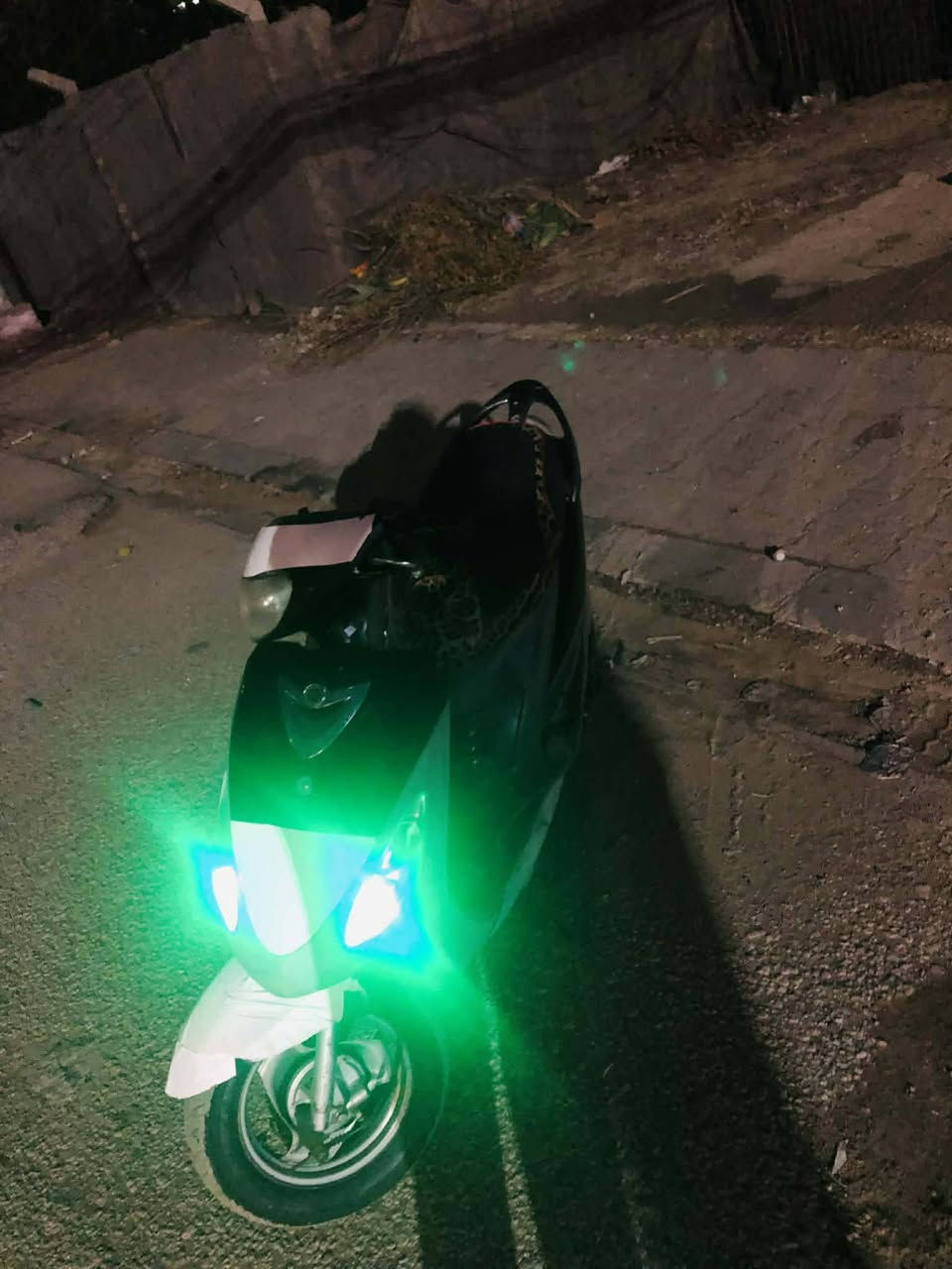 سلام عليكم 
ماكس منغولي موديل 2006
دراجه بلاد بلاد من دواخل من كفر 
فول ملاح  شوف عينك 
سلف بلاد 
سبايدر كاربون فايبر 
صالنصه FM
تجي وتفحص 
سعر 400وبيه مجال بسيط 
مكان نجف حي جامعه 
ول شراي بي خير ويدلل🫡🌹


**إذا كنت صاحب هذا الإعلان وتريد حذفه لأي سبب، رجاءا أرسل رسالة إلى الدعم الفني**