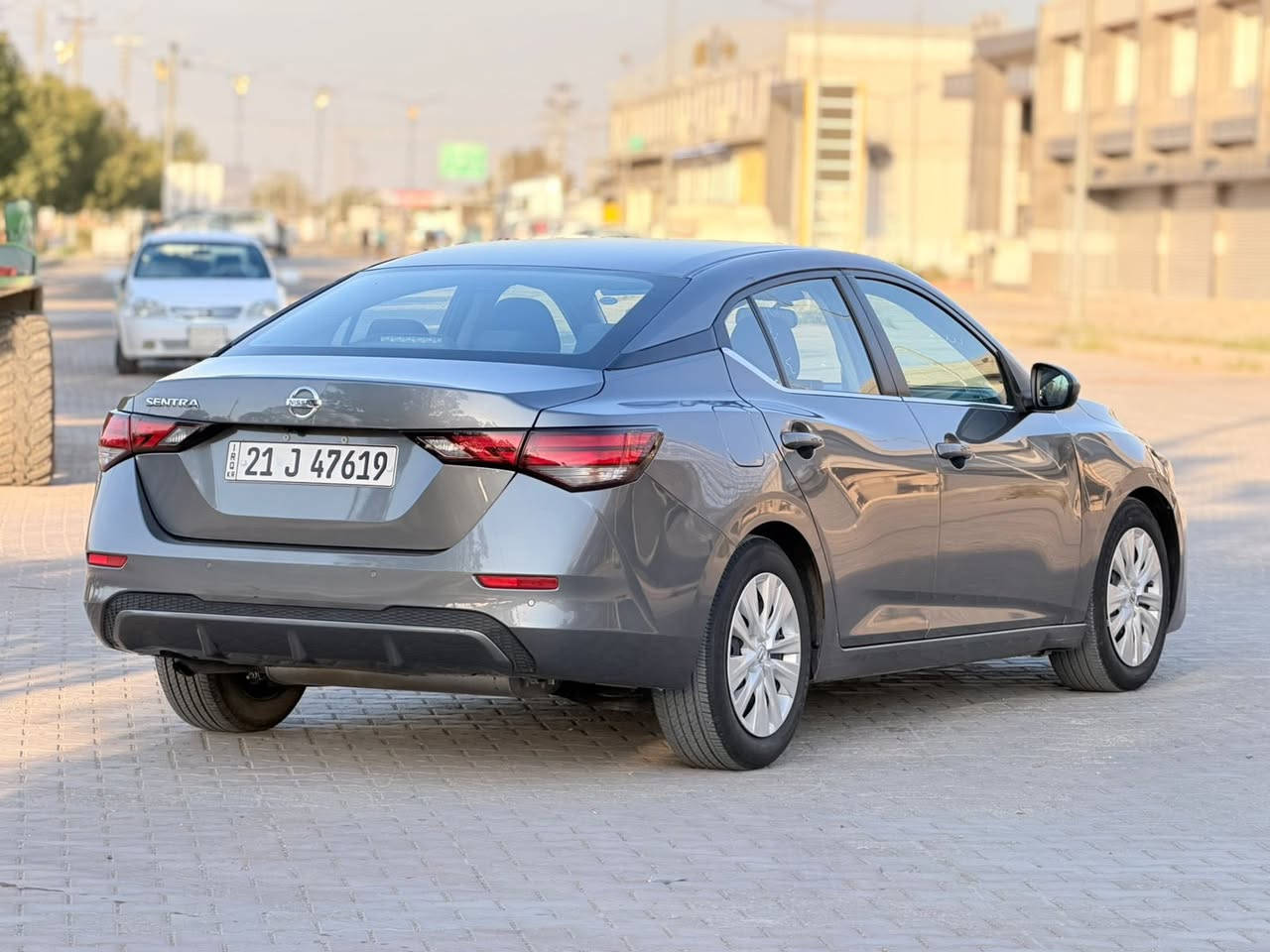 السلام عليكم//// نيسان سنترة موديل 23 ماشيه 25 الف ميل موصفات S  حادث فقط بنيد صبغ ايرباك سكان وبرده طاك راجع سستم بدون شاصي وداوخل السعر 133 وبيه مجال /// عنوان ديالى خانقين ///***********
