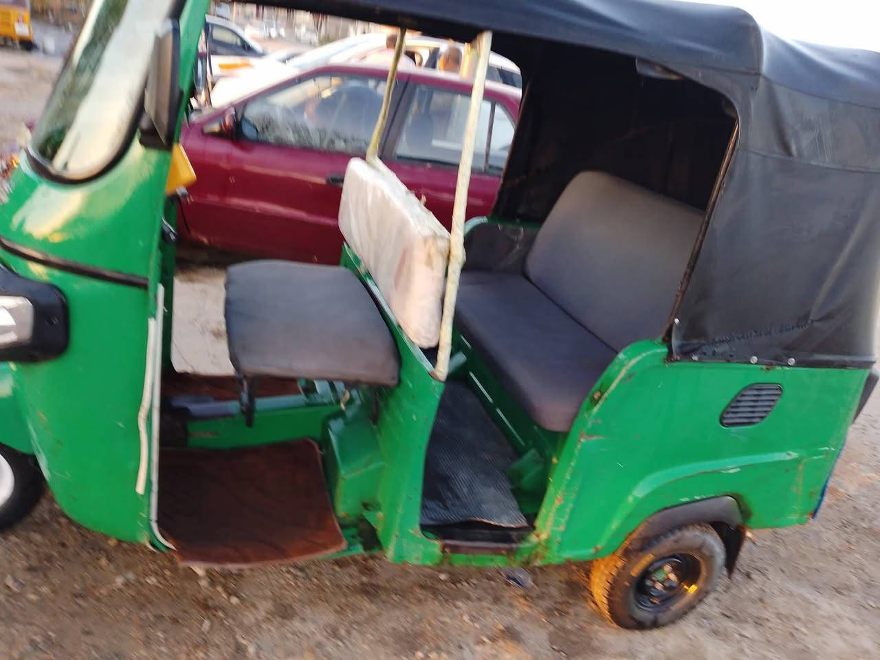 تكتك للبيع نوع بياجو
محرك TFS موديل المحرك 2025
موديل التكتك 2019
التكتك اصوليه اوراق 
تعمير جديد التكتك كهربايات شغاله كلها 
التكتك خير من الله سعر 2100 وبيها مجال 
التكتك تاخذه ربع متذب عليها وكبل للشارع 
لحد يكسر بسعرها رجاءا ***********
