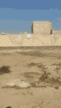 قطعة ارض للبيع
قرب جامعة ميسان كلية الهندسة 
طريق بغداد 
مساحة 500 م ركن شارع 20
***********
