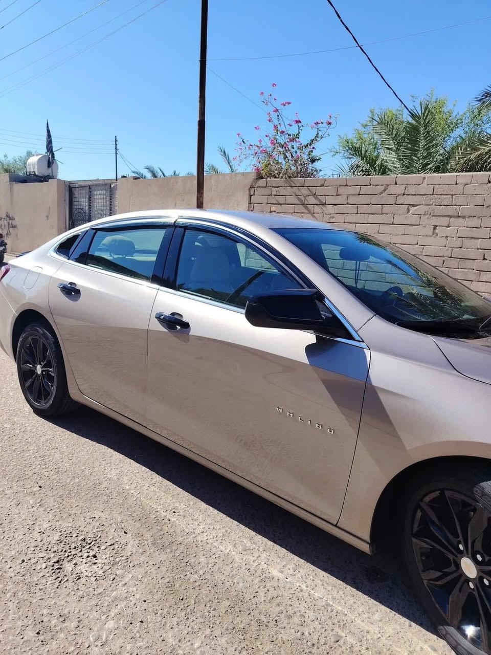 السلام عليكم ماليبو اللبيع
مديل 
2022
 رقم شمالي تحويل ثاني يوم 
سياره جديده  مواصفات معرفه
تشغيل عن بعد 
كشنات جلد تبريد قطعتين
حادث السياره خفيف كلش فقط نص بنيد صبغ والباقي كفاله 
 السعر 135 وبيهه مجال 
*********** هاذ واتساب
*********** هاذ اتصال
