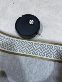 مكنسة روبوت • للبيع