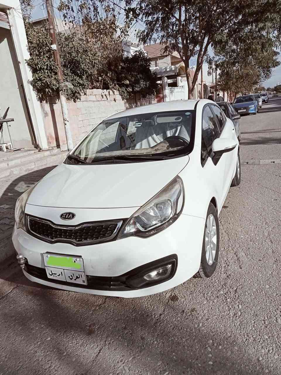 كيا ريو 12بيه قطعه واحد صبغ محرك كير شرط ***********
