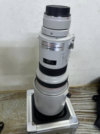 عدسه كانون 300 ثابت نضافه 100:100 البيع فقط شراي خاص 07705255643 بغداد...