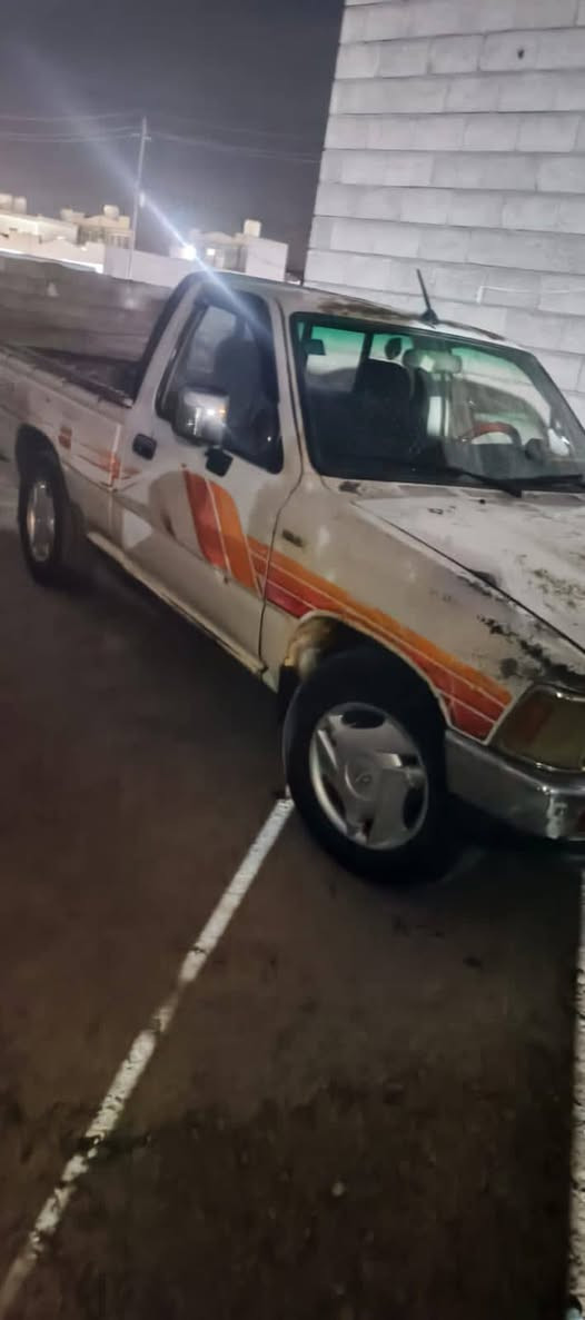 مكلف
سلام عليكم
بيكم تك موديل 93رقم الانبار دولي 
شرط التحويل
سياره  لاصبغ لامعجون بيها دخات
كير محرك شرط
السعر 50وبيها مجال مكان
 السياره اربيل للستفسار
***********
***********
