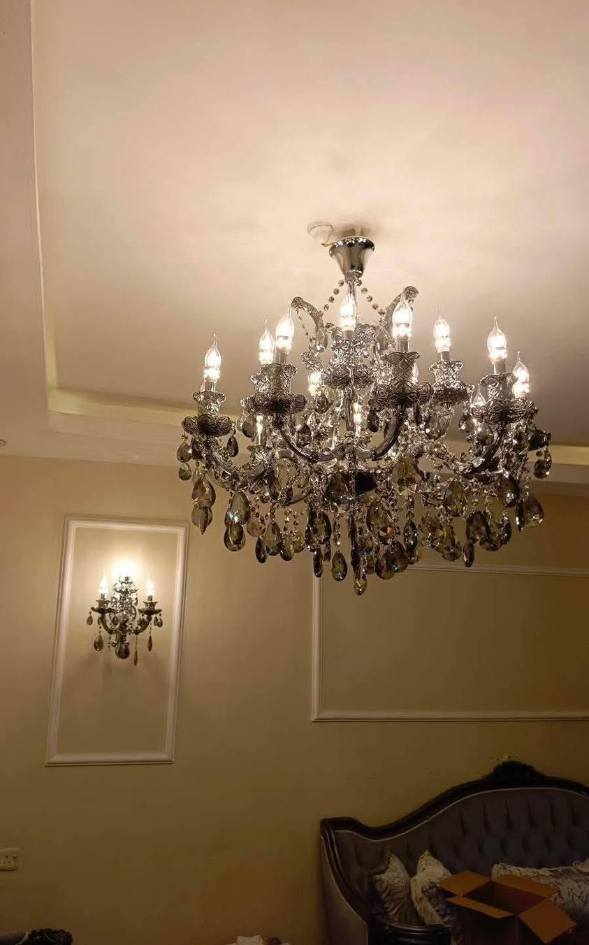 تتوفر ثريات الملكيه تصال عل رقم*********** ديوانية, القادسية
