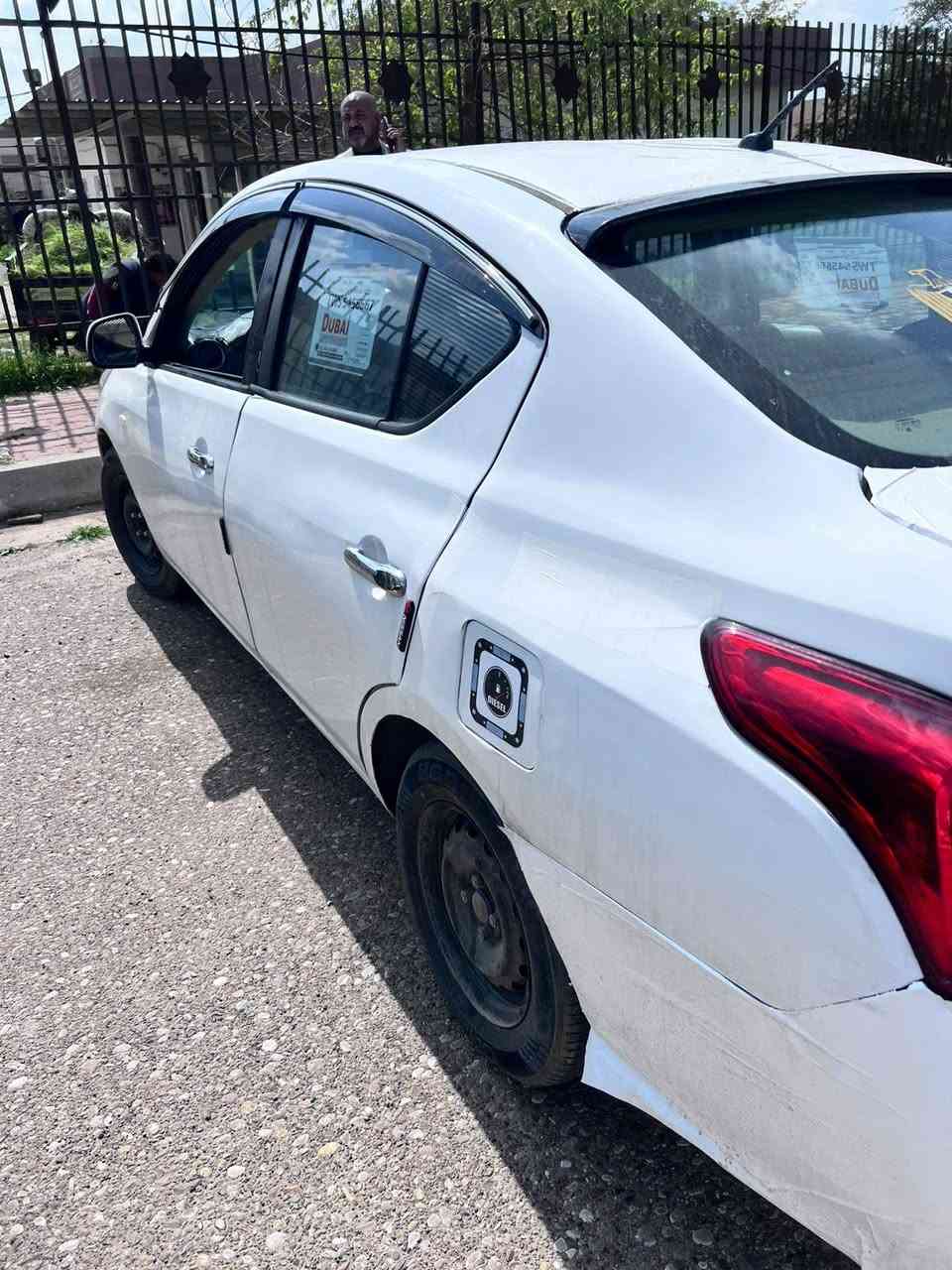 نيسان صني هندي بليته زركه
موديل ٢٠١٦
السياره مصبوغه عام
بجم امامي بدون طخه
ابيع صبغ عام
كير محرك تبريد كله بالشرط
رقم وسنويه جديد
بطاقه بانزين بيها
*********** 
السعر ٧٤ وبي مجال كركوك, العراق
