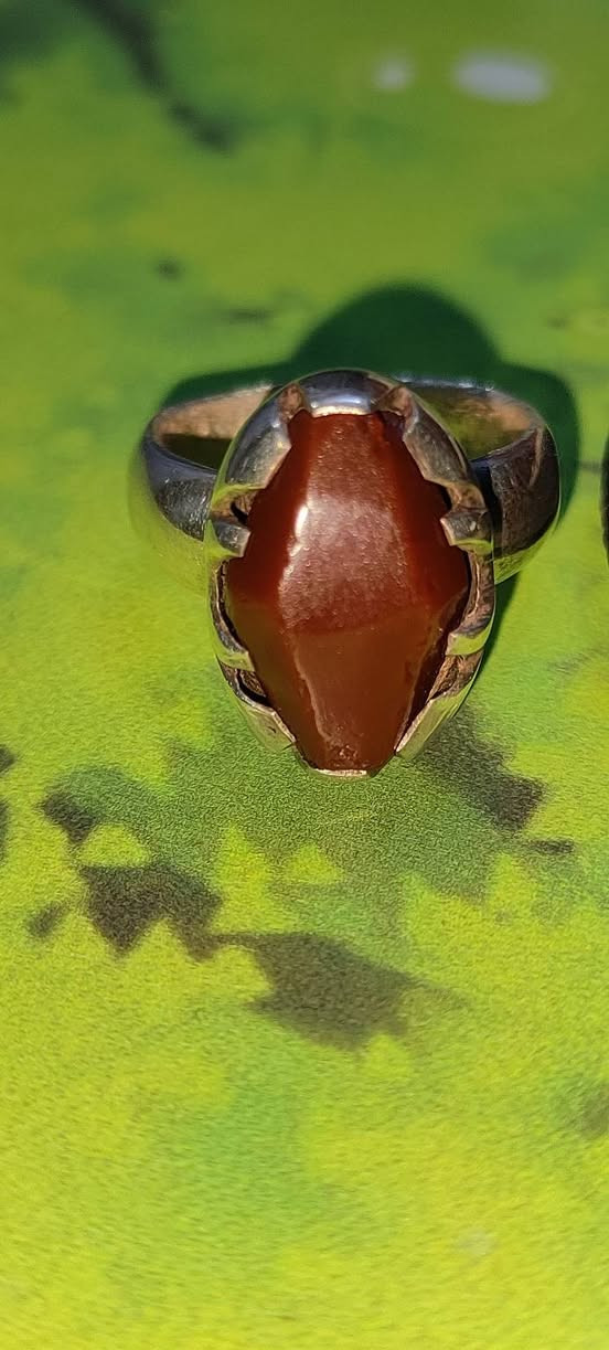 محبس عقيق يماني فضه الصنع قديم المكان ميسان حي المعلمين القديم السعر خاص


**إذا كنت صاحب هذا الإعلان وتريد حذفه لأي سبب، رجاءا أرسل رسالة إلى الدعم الفني**