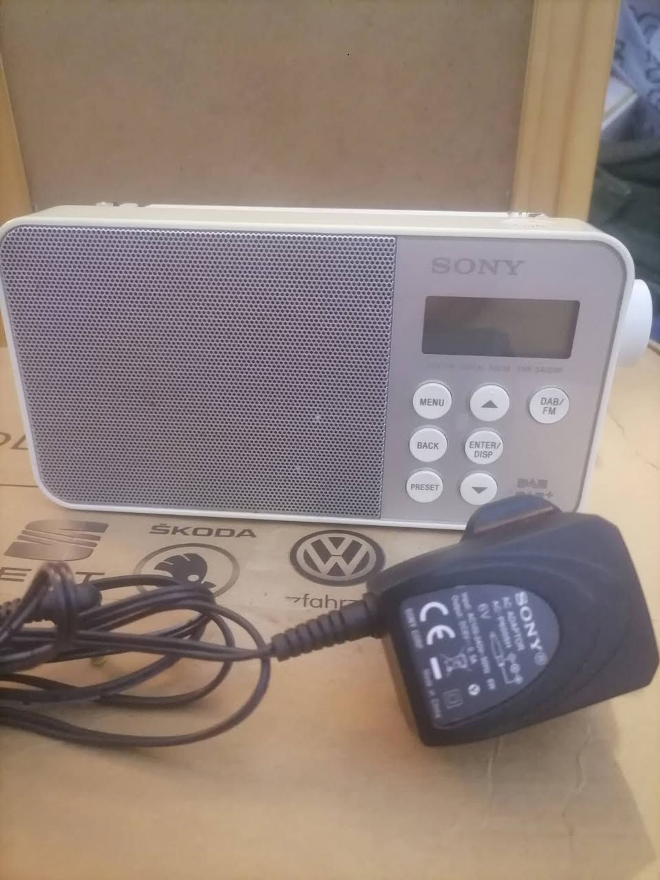 سوني موجتين Fm&Dab 
نظافه عاليه
متوفر توصيل


**إذا كنت صاحب هذا الإعلان وتريد حذفه لأي سبب، رجاءا أرسل رسالة إلى الدعم الفني**