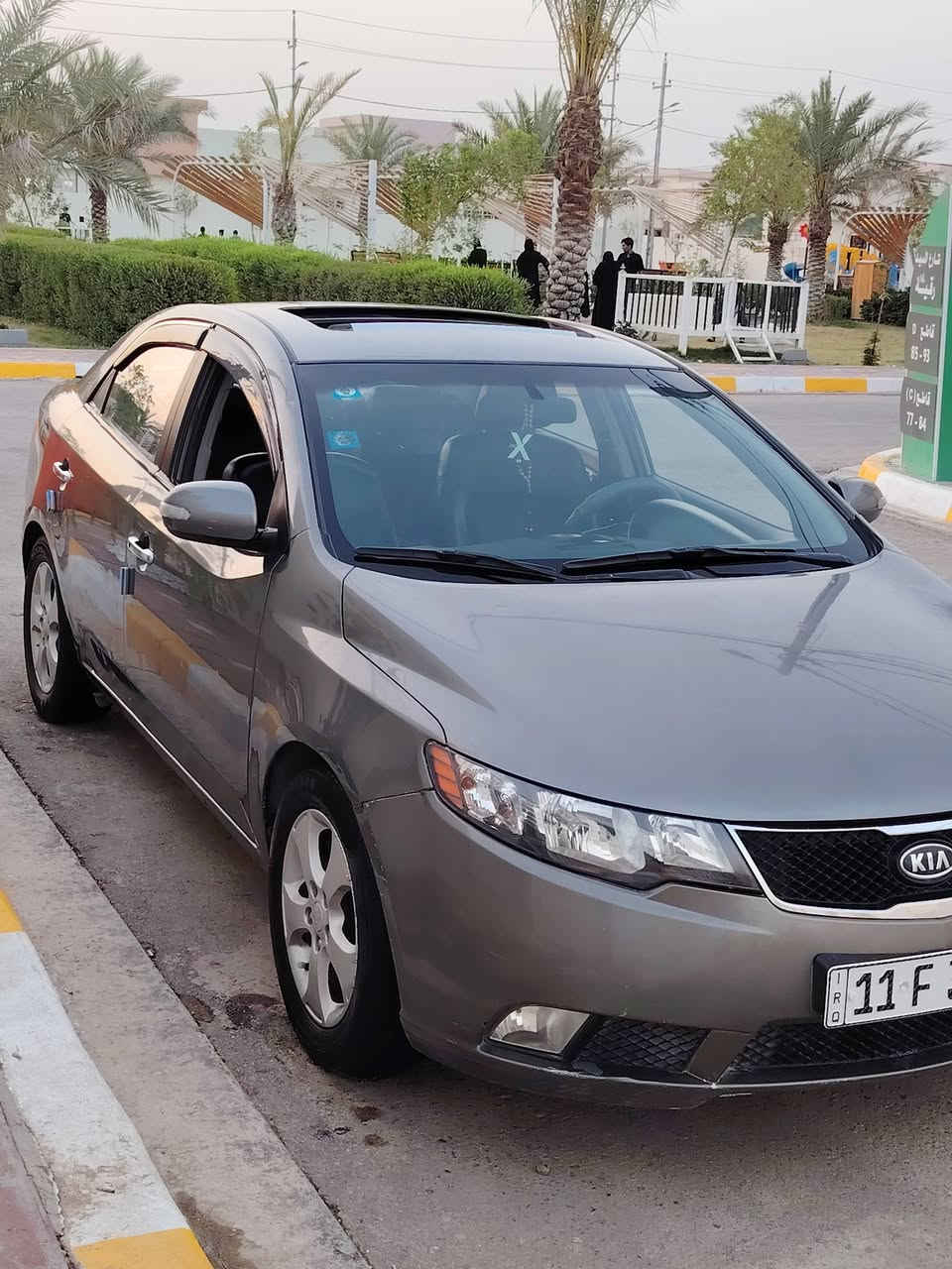 فورتي 2010 للبيع
مكينه 1.600
بأسمي. مكاني كربلاء الامن الداخلي 
***********
مواصفات.
تبريد تدفئة شغال. 
تدفئه كشنات + تحكم ستيرن
بلوتوث اواكس 
تشغيل بصمة
فتحه سقف
بصمة ابواب 
حساسات خلفية 
بصمه جنطه 
اشاير بالمري
ABC +نضام ايكو 
تخم تاير جديد مابي ولا بنجر
تخم ويل عادي جديد مصبوغ حراري 
حداديه جديده قبل شهر 
هزه بعدهي مانافذه 
السعر 90 ورقه
