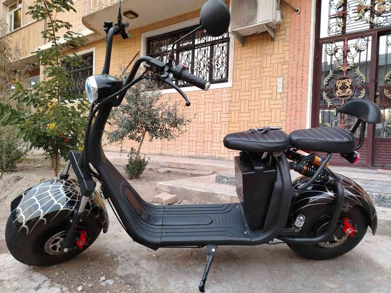 السلام عليكم دراجه شحن هارلي X7 نظيفه جدا مكفوله من كل النواحي بطاريات جدد مشحونه مرتين.
ملف 1500 واط.
السعر ٦٥٠ الف.
مكاني كراده.
***********   اتصال أو واتساب
