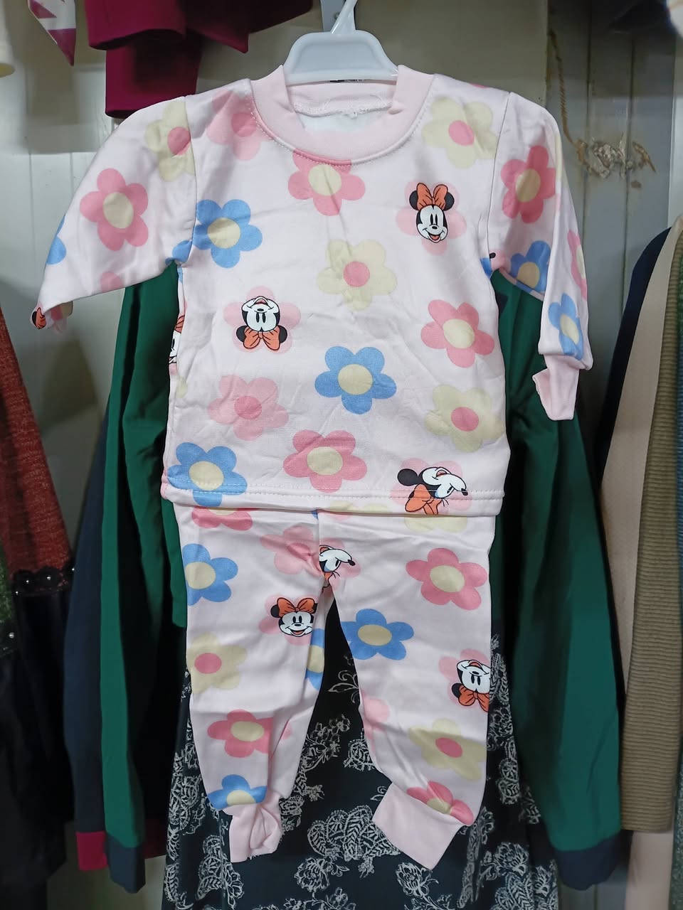 تراكات ولادي وبناتي واحجام من ٥٠ الى ٦٠ وبسعر ٣ الاف وكل قطعتين ب ٥ الاف عنوان مجمع عامرية الفلوجة


**إذا كنت صاحب هذا الإعلان وتريد حذفه لأي سبب، رجاءا أرسل رسالة إلى الدعم الفني**