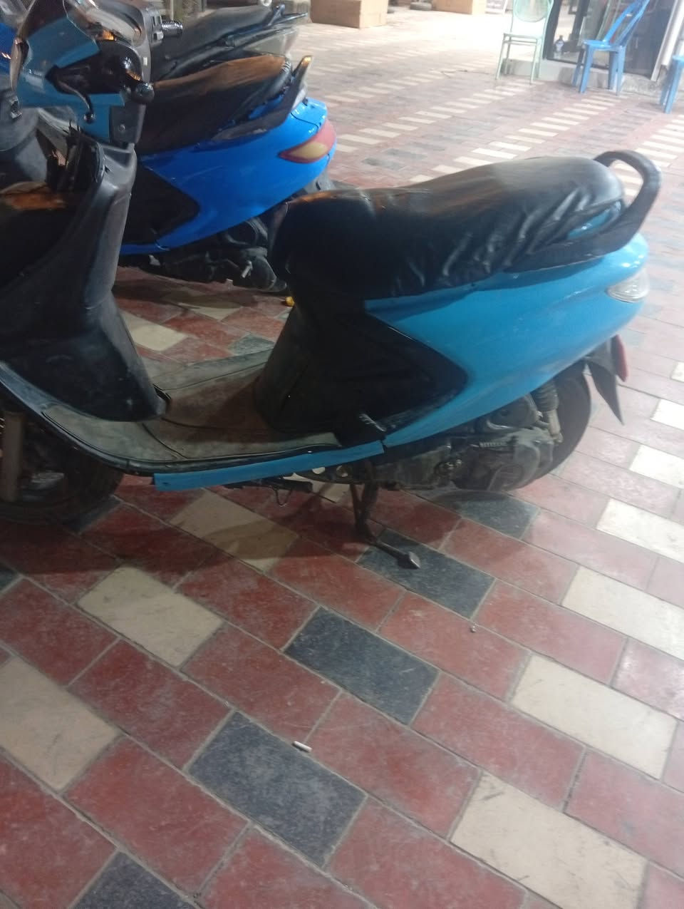 سلام عليكم دراجه فراشه ما عايزه شي كله شغاله مفتوحه مره وحده دراجه خير من الله ما بيه قص نا عده بس الماسه مالته لو الدبلات رايده 200قفل


**إذا كنت صاحب هذا الإعلان وتريد حذفه لأي سبب، رجاءا أرسل رسالة إلى الدعم الفني**