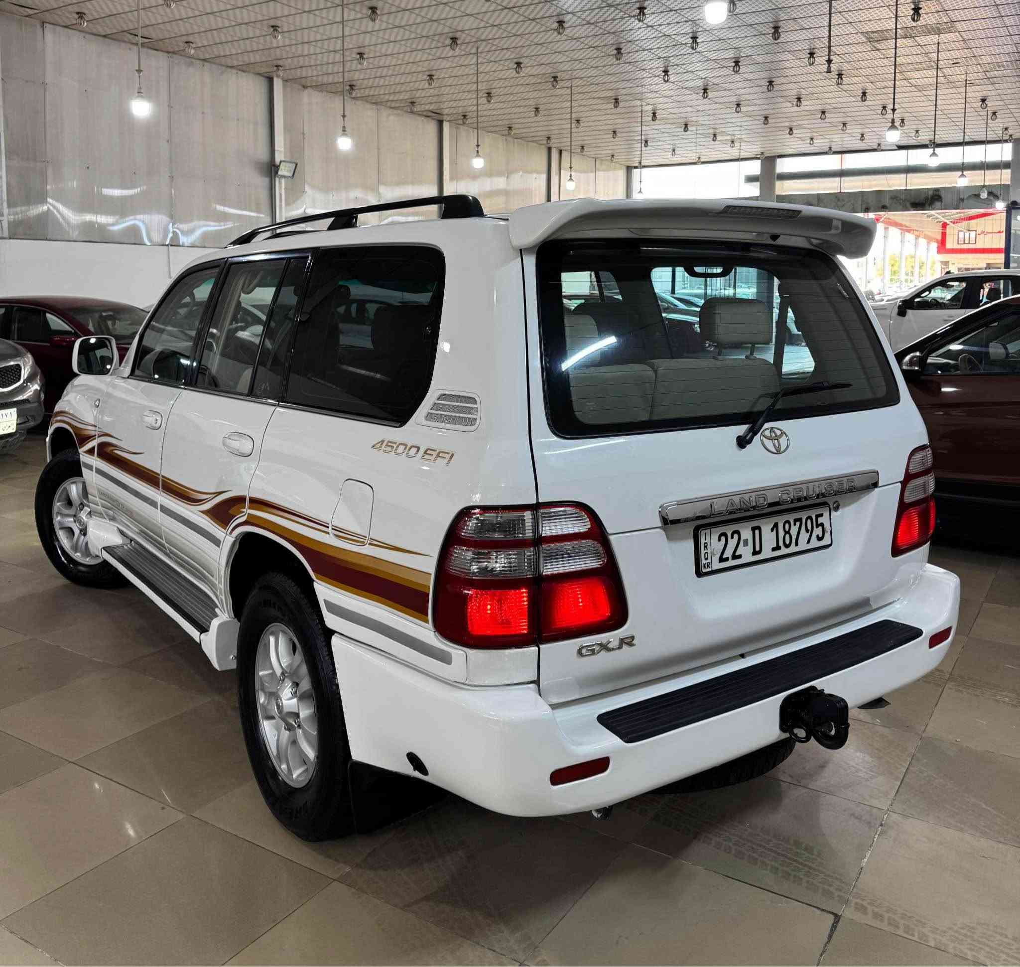 Land Cruiser 
مونيكا ٢٠٠٥ فول فول مواصفاتة سيستةمي غازي لو بةستراية بةناو خومة هةموو شتي تازةية رقم سنوي نوية شوين هةولير *********** واتساب كورك … أربيل, العراق
