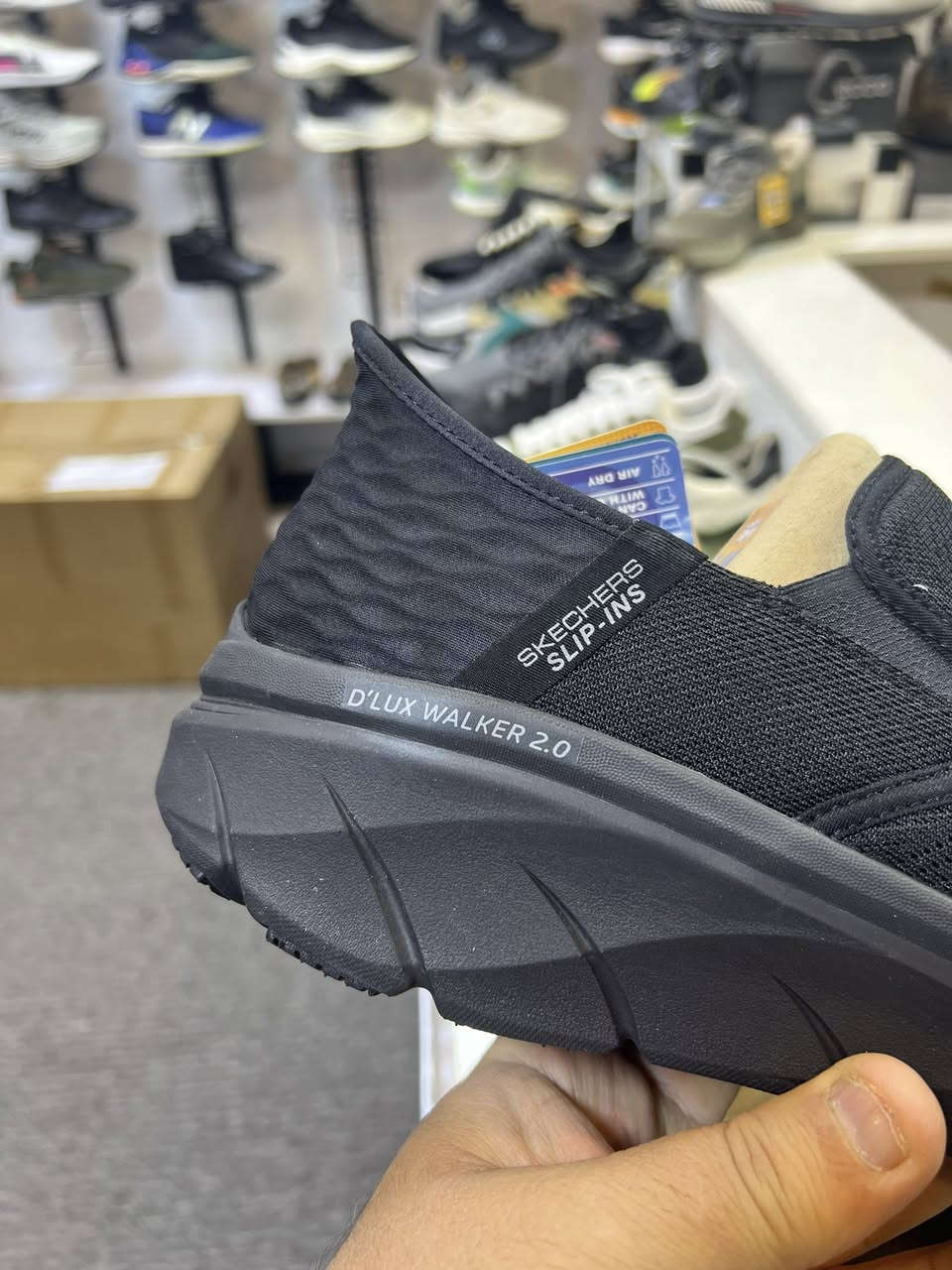 سكجر وكاله جديد اورجنال مع الكارتون حديث 25  فيكان مصنوع من مواد نباتية طبيعية 

…………. قياسات المتوفره 43 و46.


**إذا كنت صاحب هذا الإعلان وتريد حذفه لأي سبب، رجاءا أرسل رسالة إلى الدعم الفني**