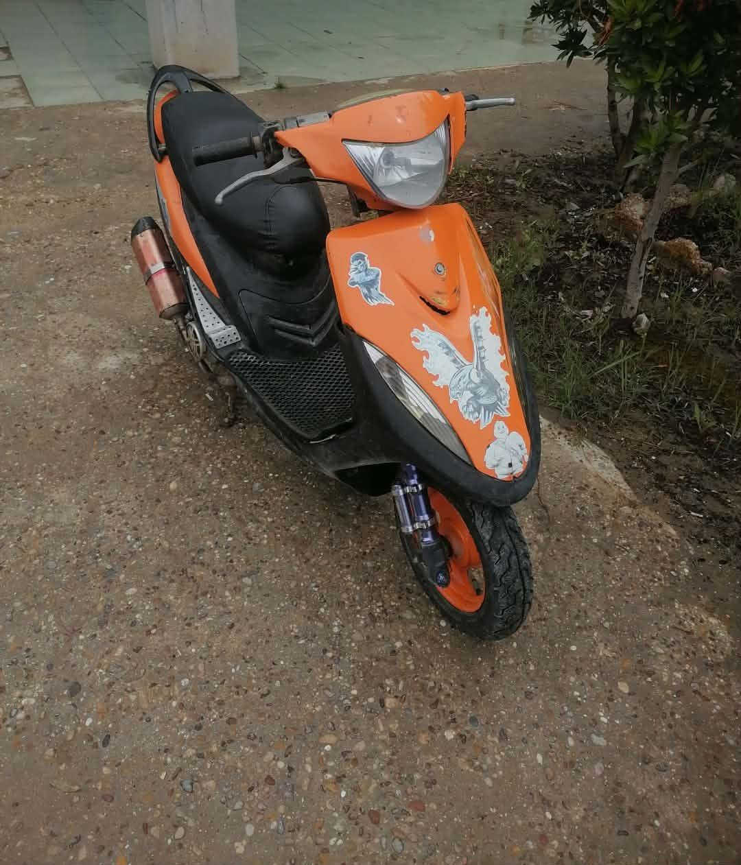 السلام عليكم مكاني بابل مسيب سده الهندية ماكس عدله بوشه 49 سلف هندر كهربائيات شغاله تايرات جدد باتري جديد دبلات  امامي خلفي رياضي صالنصه رياضي للبيع أو مراوس سعر 475وبيه مجال بسيط للشراي( رجاء موشراي لاتراسل اعبر المنشور)


**إذا كنت صاحب هذا الإعلان وتريد حذفه لأي سبب، رجاءا أرسل رسالة إلى الدعم الفني**