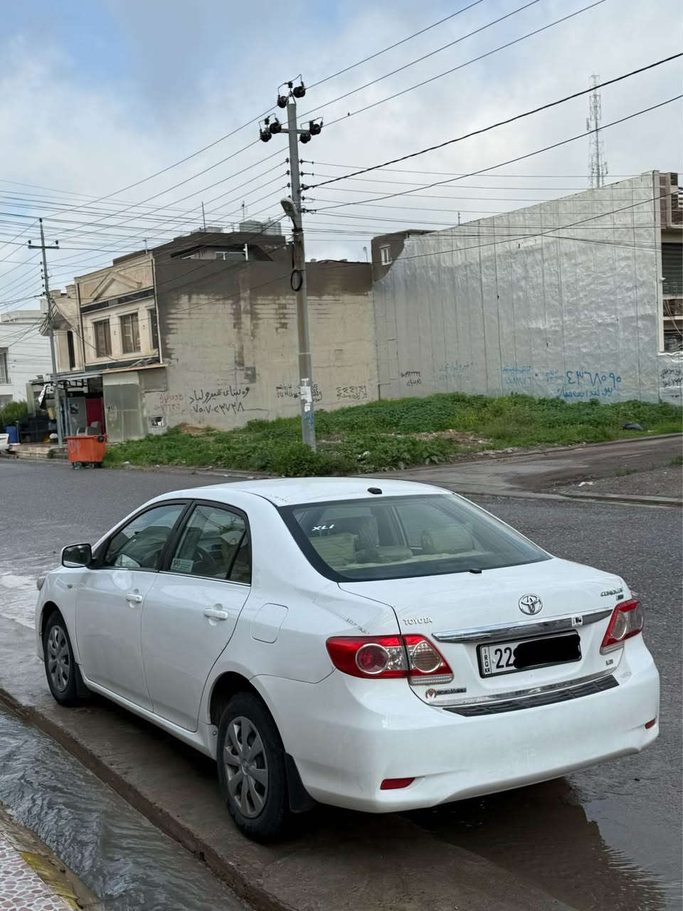 كرولا ٢٠١٣ مكينه بچوك پيشتر ته كسي بووه كرايته وه خصوصي زؤر خاوين ماوه ته وه بي مسروفه به ناوي خؤمانه براوه و به ناو كردن به شه رت *********** أربيل, العراق
