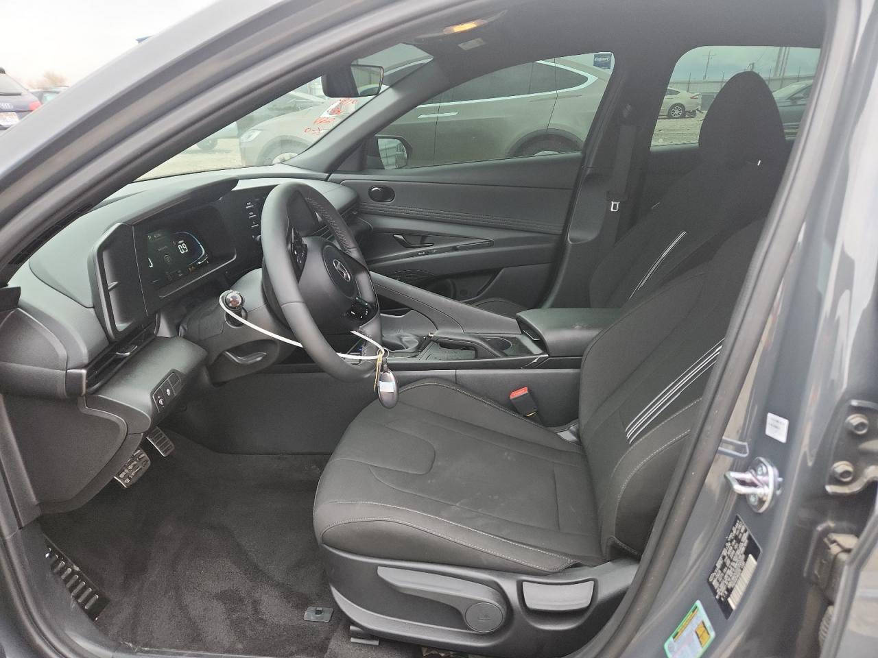 النترا 2025 SE زيرو
السيارة زيرو ماشية 800 كيلو فقط  

حادث بسيط مثل ماموضح بالصورة بدون ايرباك 

السيارة حاليآ قيد التحميل 

مدة الوصول شهرين الى ٣ اشهر

واصل لى ميناء ام قصر  لمن لدية كتاب شهداء 

واصل خارج الميناء بدون تصليح 130 ورقة  وبية مجال بسيط 

الأستفسار ***********

      #***********
