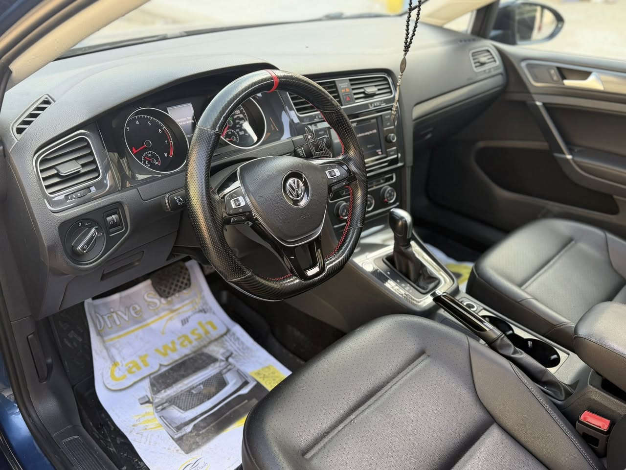 نوع: فولكس واغن
فيئة: كولف tsi

سنة تصنيع: ٢٠٢١

محرك: ١.٤ توربو ٨ نمرة 

عداد: 58 الف مايل

ضرر: كلين تايتل كفاله عامه حتى الدعاميات بدون صبخ 

رقم الشاصي: مرفق مع صور

حجم ويل: ١٦ بيلادي

اطار سيارة: مصاير شهرين زوجين بلادي تايلندي مشدودة 

مواصفات: بصمه، رادار ٣٦٠ درجة، كاميرا، بريك في حالات الطوارئ، اوتو ستوب، كشن جلد، كشن تدفئة ، فتحة السقف، نقطة العمياء، ابل كاربلي، مصابيح زينون الأمامية، مصابيح امامية ليد سياره رقم سليمانيه سنويه وأرقام جديده بسمي تريد وكاله تحويل حاضر 

مكان السياره بغداد زيونه الاتصال ***********
