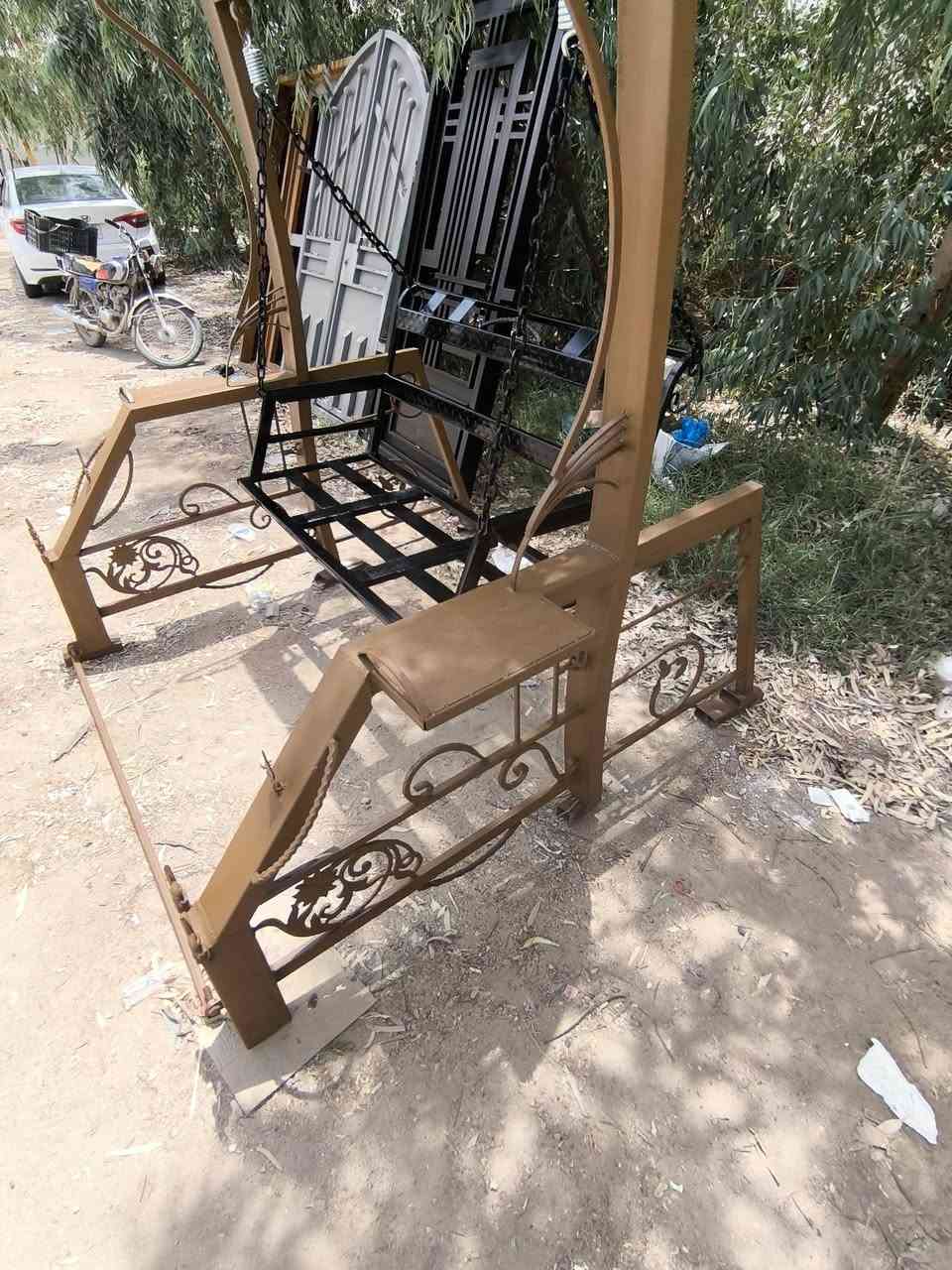 مرجوحه تفصال جديده وحديد ثقيل تتحمل وزن 500 كيلو وقابل للزياده  ام نفرين واذا زغار 3 نفرات عرضها متر ونص وارتفاعها مترين حديد ثقيل وتتفصخ يعني براغي شغل درجه اولى امانت الله


**إذا كنت صاحب هذا الإعلان وتريد حذفه لأي سبب، رجاءا أرسل رسالة إلى الدعم الفني**
