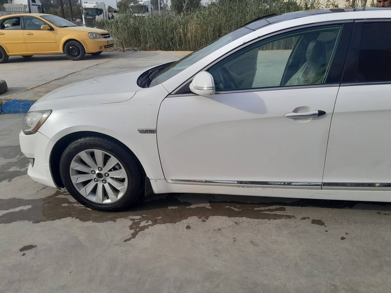 سلام عليكم كادنزه 2011
فول رقم سليمانيه بسمي السياره بيها اتلاث قطع صبغ 
السعر 98 وبيها مجال بسيط ارخص من المصبوغه عام
***********
