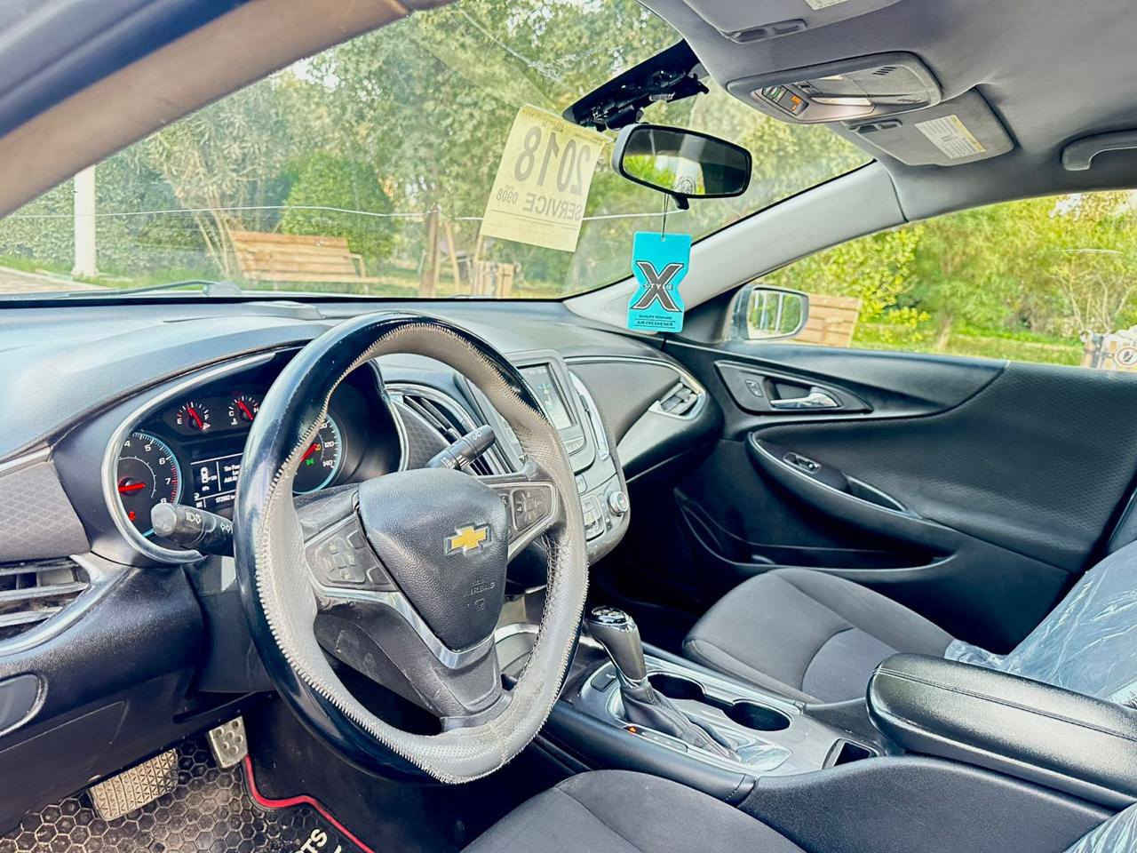 السلام عليكم ماليبو موديل ٢٠١٨ رقم اربيل دولي هزه سنويه جديد سياره كامله وجاهزه محرك كير صدر تخم تاير كلو جديد تبريد شغال سياره ماتحتاج مصرف الف مكان السياره صلاح الدين العلم سياره بيه صبغ قطعتين بنيد وجاملغ صور الضرر مرفق بلمنشور بدون اي داخل السياره السعر المطلوب ٩٥ اي استفسار الاتصال بل رقم *********** مراوس حسب القناعه دين وقصط مابيع
