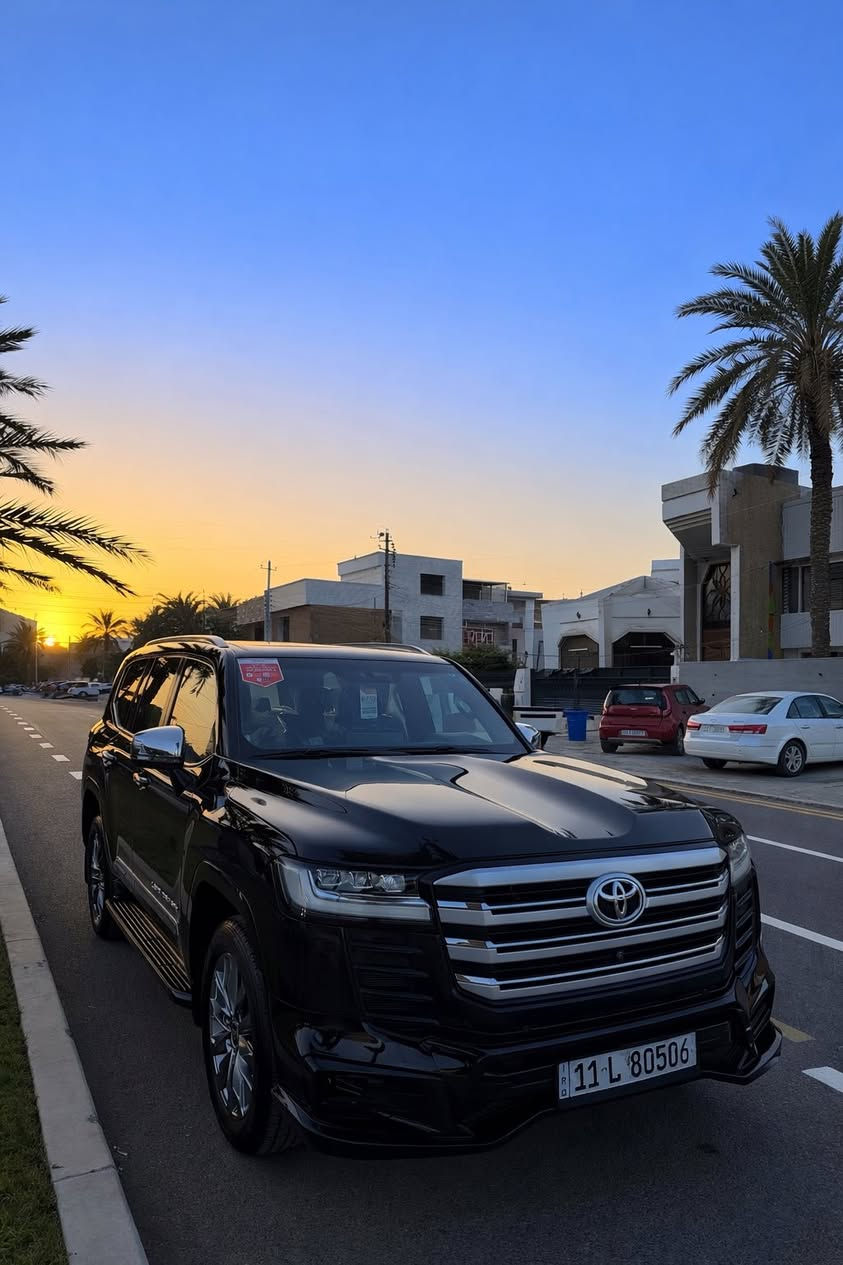 السلام عليكم لاندكروز vxrلمتدد2023
وكاله ساس داخل الضمان ماشيه 70الف كيلو متر بوب شفط السياره كفاله عامه لا بارد ولا صبغ السعر ،78الف دولار و800ومجالها بسيط مكاني بغداد السيديه 
***********
