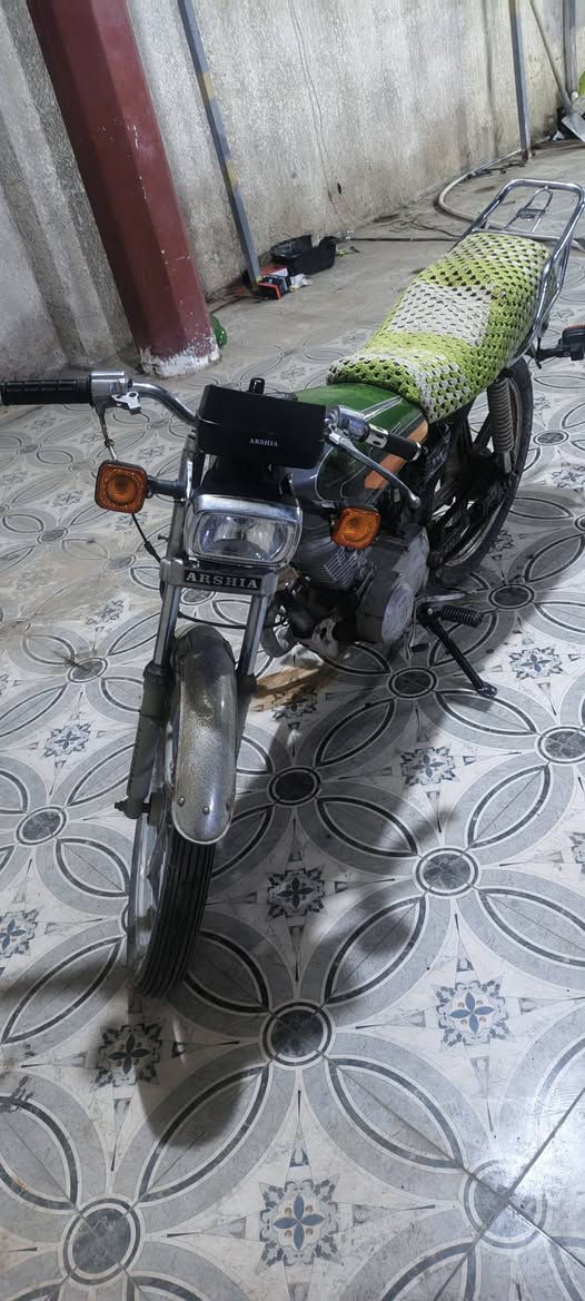 لام عليكم ارشه 4كير شغاله نكره ضفيره كامله كهربائيات كامله عوزهه بس ربط بيع او مراوس مكان بغداد يوسفيه الدراجه (كلك كلك كلك) ‏‪***********‬‏
***********
