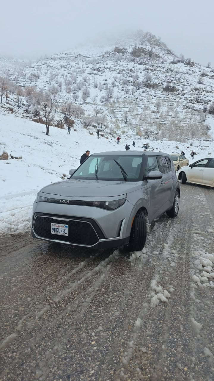 كيا سول موديل ٢٠٢٣ بونيد وجملغ صبغ راديترات شركه شواصي سليمه ارباكات سليمه السياره رقم كاتي ماشية ٢٨ الف ميل تترقم إقليم كوردستان العنوان عقرة السعر ١٢٩ بيها مجال 
للإستفسار ***********

