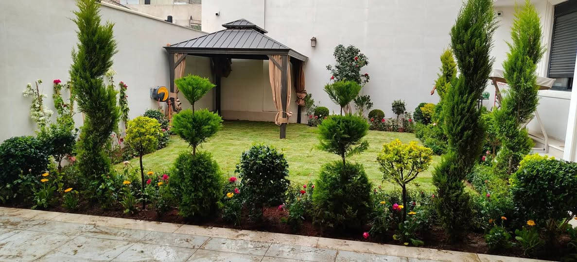 حدائق الموصل الخضراء (Mosul Green Gardens)
خدمات تنسيق وتجميل الحدائق داخل الموصل
​الخدمات:
​ترتيب وتنظيف الحدائق.
​قطع وقلع الأشجار.
​زراعة الأشجار والنخيل.
​زراعة الزهور الموسمية.
​تجهيز وزراعة الثيل الطبيعي.
​للتواصل والاستفسار:
​واتساب / اتصال: ***********
