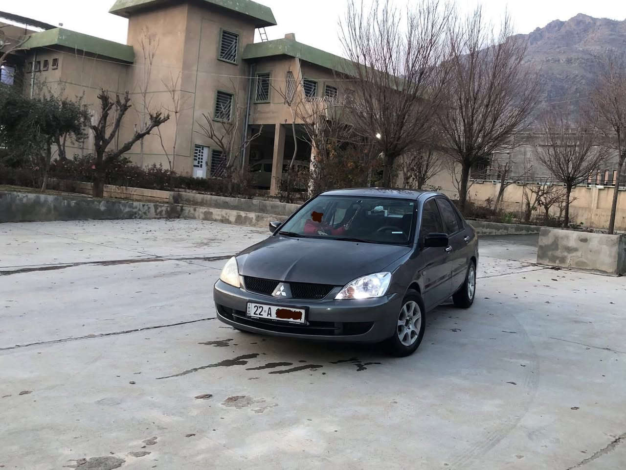 ﷽

‎لانسەر ٢٠٠٨ 
‎مەکینە بچووک 
‎حیزام بۆیاخ 
‎٣ بۆ ٤ پارچەی لیدراوی هەیە 
ویل کەپ
‎پێشی کەپسە و پشتی جەمپیکی کەمی هەیە رەسمەکەم داناوە 
‎تەحولیل بەناوکردن پەشەرتە
‎سعری ٦٤ گەڵا و معامەلە
***********
‎ڤایبەر و واتساپی لەسەرە 
‎شوێن - ڕانیە
