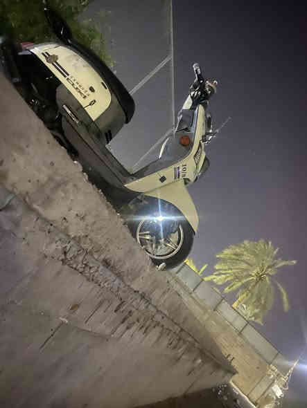 بوليسي. بلاد  كلشي عل بلاد نوزل تزويد خارجي مفتوحه ولفات فقط سعر800 مكينه خرسه كلشي شغل مابيه نقص مكاني بصره ابي لخصيب وتسابي ***********
