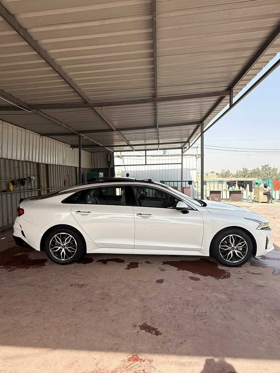 السلام عليكم

كي فايف موديل 2021للبيع خليجي مكفوله فقط بارد بيها 
رقم اربيل باسمي تحويل ثاني يوم هزه و سنويه كله جديد ماشيه 60 السياره كلشي بيها على وضع الشركه وبلادي 

فول مواصفات 1/1

المواصفات : 

بصمه تشغيل + ابواب + صندوق 

تشغيل عن بعد

ترحيب 

شاشه كبيره

ابل كار بلي + اندرويد اوتو

كامره دواره 

كامره تسجيل

كشنات جلد

كشنات كهرباء 

صندوق ذكي 

لد امامي+لد خلفي

وبقيه المواصفات المعروفه

السياره جديده وجاهزه من كلشي

السعر : 188

الموقع : بغداد - الزعفرانية

***********
