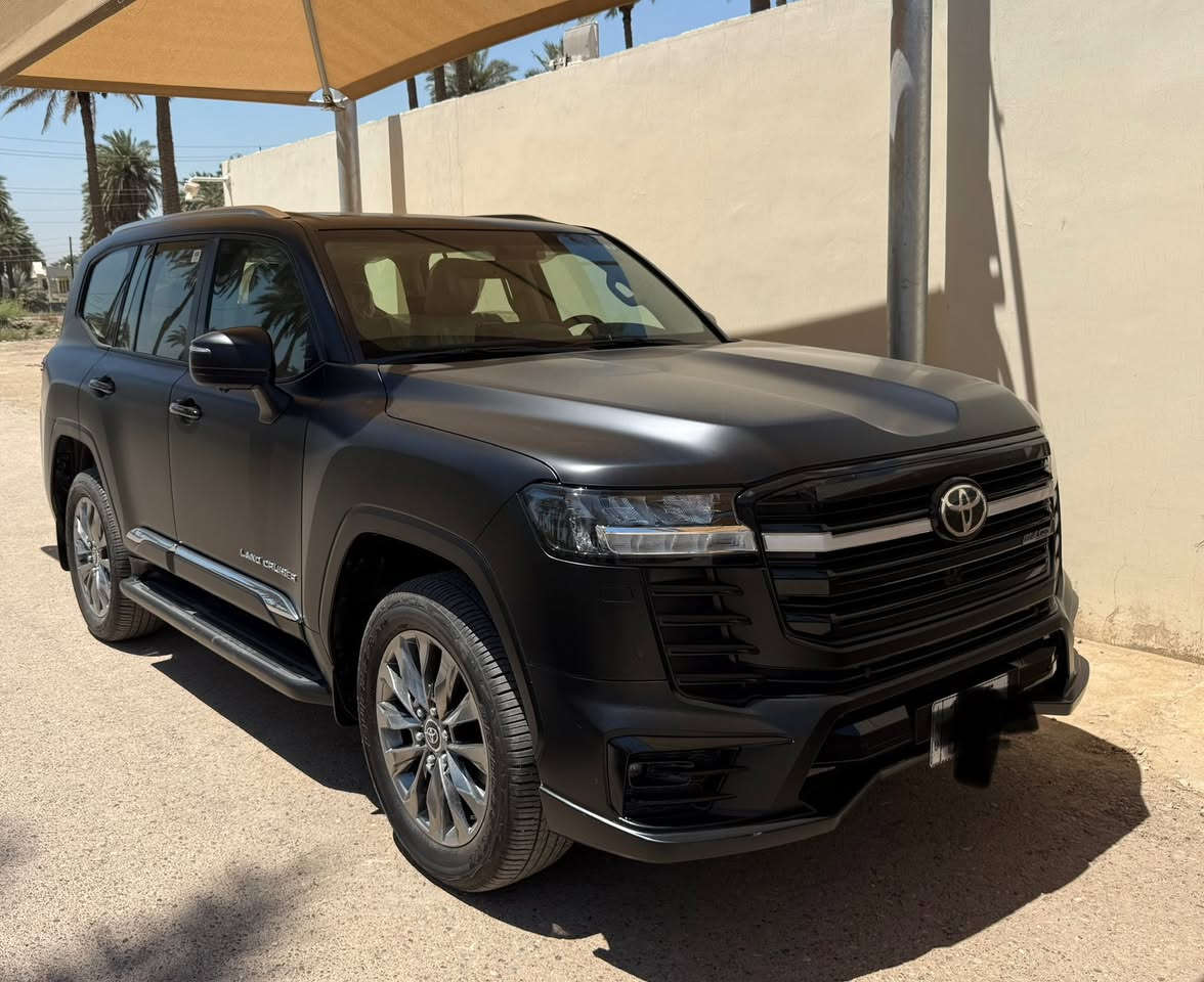 السلام عليكم 

لاندكروز  GXR تنفس طبيعي
موديل ٢٠٢٥
جديده مكفوله من كلشي
ماشيه فقط ٥٠٠ كيلو اخت الزيرو

رقم بغداد 
السيارة مغلفه ppf
للبيع فقط اعتذر عن المراوس
للاستفسار اتصال ع الرقم ***********
