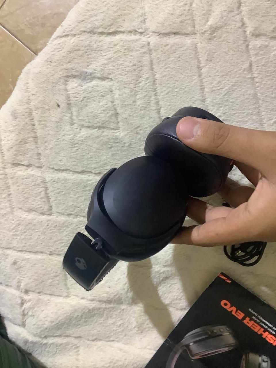سماعة Skullcandy Crusher Evo اصلية ربط برنامج كامل ملحقات سعر 150  معا توصيل مكاني ديالى بعقوبة عندي توصيل 
إذا ما تقدر تراسلني اكتب في تعاليق واني أراسلك او دزلي طلب صداقة


**إذا كنت صاحب هذا الإعلان وتريد حذفه لأي سبب، رجاءا أرسل رسالة إلى الدعم الفني**