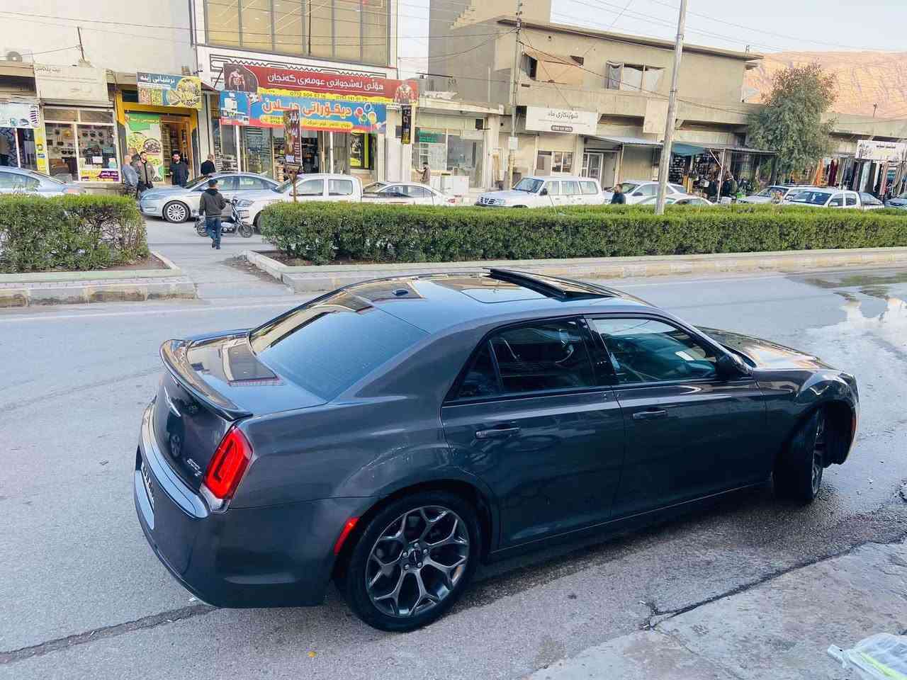 السلام عليكم مكلف بالنشر اوباما موديل ٢٠١٧ وارد كندي  ضررها ربع جاملغ خلفي صفحة السكن ماشيه ٨٦ الف  بدون ايرباك سياره جاهزه كل نقص مابيها  فول مواصفات السعر 247 بيها مجال  للاستفسار ***********
