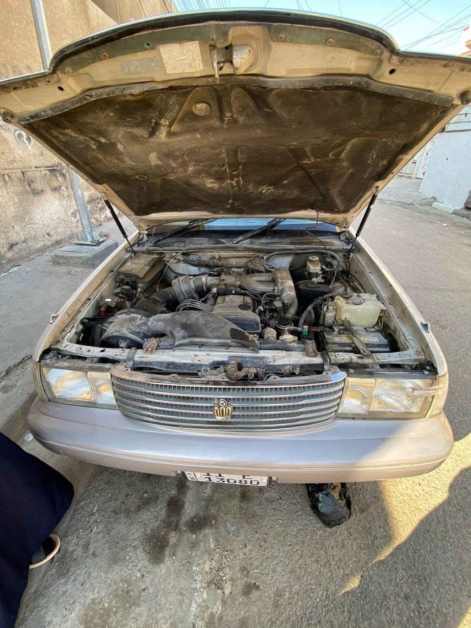 السلام عليكم
ارنب ستيشن 
٩١ 
سيارة ابلادية 
ما مشتغله نهائياً 
تبريد فول
صدر جديد 
كهربائيات كلها شغاله 
تايرات جديدة 
مكينه جديدة 
كير جديد 
سيارة مال جناي ما مشتغلة 

رقم بغداد انكليزي بأسمي تحويل ثاني يوم 
غرامات صفر 

مكان السيارة بغداد الشعب 

سعر 80 وبيها مجال 

***********
