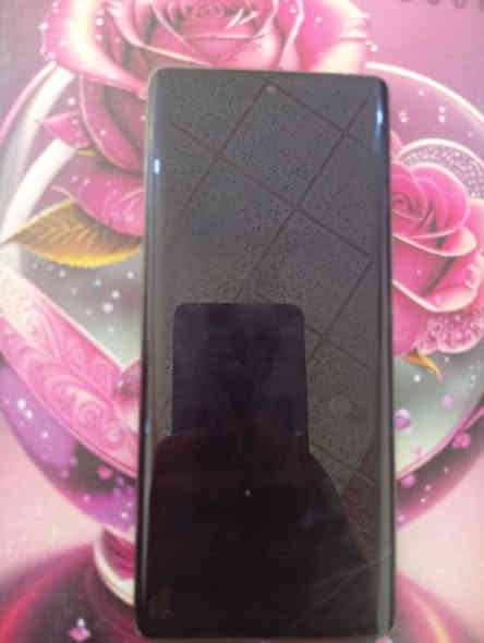 السلام عليكم جهاز انفنكس نوت ٤٠برو
جهاز كامل ملحقات 
ذاكره ٢٥٦ 
بيه نقض دكمه وكسر بل شاشه صغير 
السعر ١٣٥ قفل ***********
