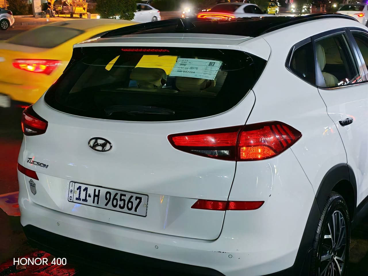 السلام عليكم
سيارة توسان 2020 خليجي 
 لون ابيض وكالة الكاصد
مواصفات فول الفول 1/1
المواصفات
بانوراما
بصمة
كشنات كهرباء كامله 
دبل ليد امامي 
ليد خلفي
خمس عدسات
شاشة لمس
نفكيشن
كاميرا دوارة 
اشاير بالمري
مري شفط
كلوبات ترحيب
الداخل كله صاج + دشبول 
4 أبواب صاج
الأرضية جلد
مدوشمة كاملة السيارة 
سايد بريك بالقدم
4 أنظمة للقيادة
نظيفة بمعنى الكلمة جدا
رقم بغداد ماشيه 75 الف حقيقي
سيارة مكفولة
السعر 225 وبيها مجال
فقط اتصال ***********
اذا ما عجبك المنشور صلي على الحبيب وتبسم
