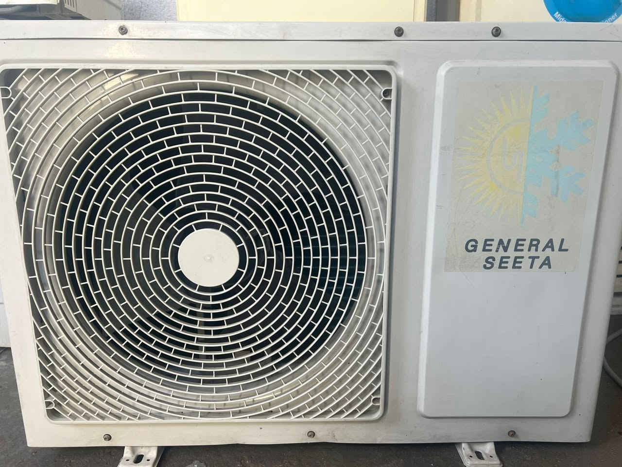 ‏سلام عليكم
‏سبلت جنيرال طنين نظيف غاز مقفوله كامل ملحقات السعر 300 في مجال قليل


**إذا كنت صاحب هذا الإعلان وتريد حذفه لأي سبب، رجاءا أرسل رسالة إلى الدعم الفني**