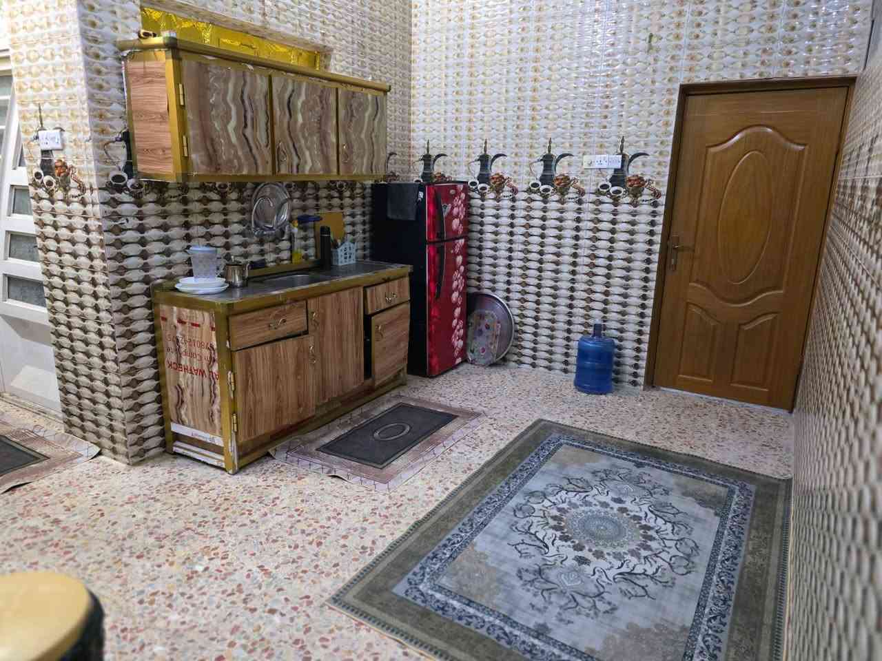 بيت 100للايجار حي نداء قرب مدرست الفرقان الاهليه 
طابق واحد ماثث كامل درجة اولى للاستفسار ***********
