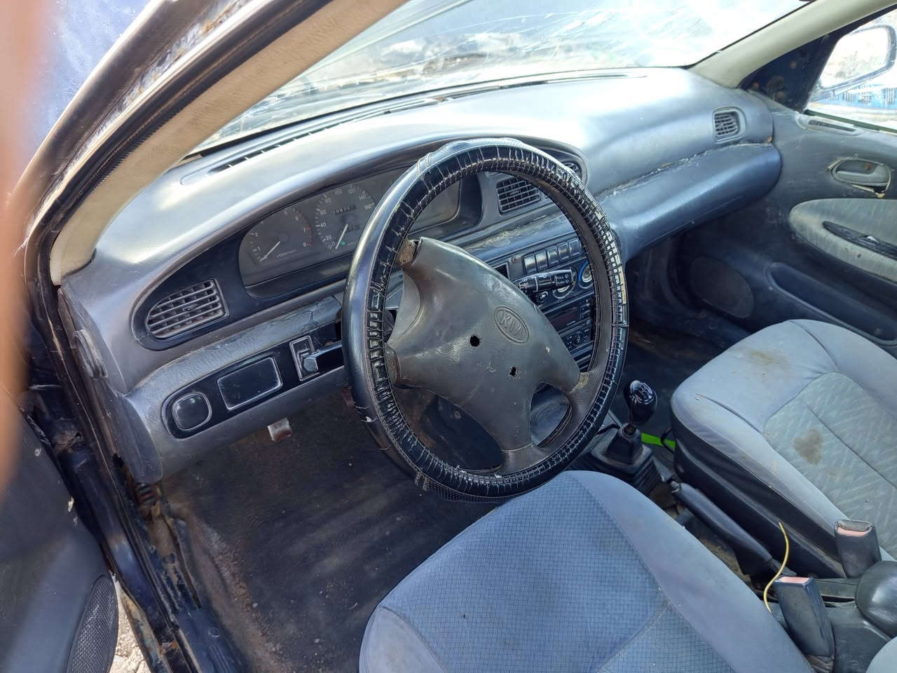 تفصيخ موديل 95
مكينه وكير شرط التشغيل 
طريق حله بغداد قرب طريق ابو الجاسم 
***********
