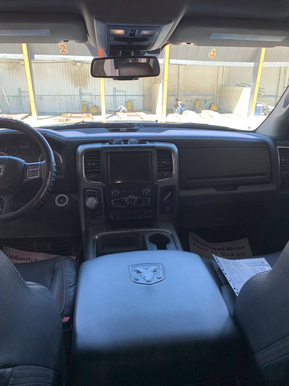 دوج رام كلاسك
1500/2018/ 8سلندر / 5.7 /4x4
باب طويل بدي قصير 
رقمهة بغداد ب اسمي 
موقع /ديالى بعقوبة 
رقم الهاتف : ***********
