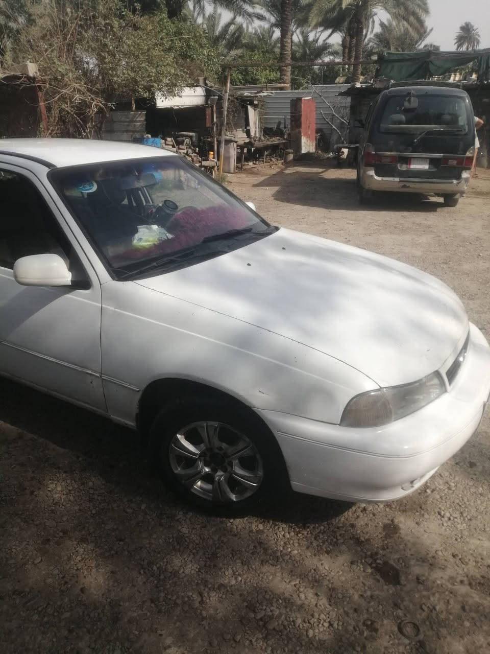 السلام عليكم
توجد سياره دايو سلو رقم بغداد موديل ٩٦

محرك وكير مكفول مابيها اي خياس سياره

كلش حلوه جاهزه من كلشي

السنويه ساقطه صار سنتين

السنويه موازي وصاحب السنويه ابن عمتي

وجيراني تحويل ثاني يوم

السعر ٢٣ ورقه بيها مجال بسيط

***********
