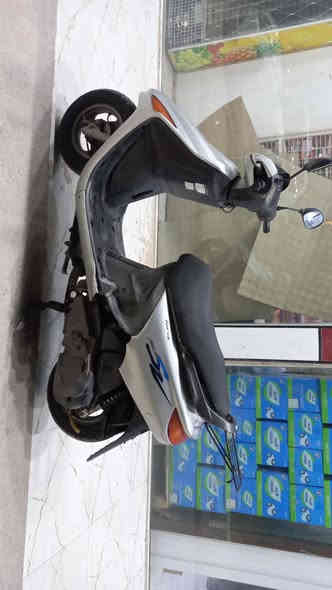 السلام عليكم خوية دراجة فراشة فحل للبيع دراجة كفالة عامة مابيها اي شي كهربائيات محرك كلها جاهزة بس شغل واطلع شلعة معدل خير من الله تاكل الشارع نكرة سلف محرك مكفول برغي مامفتوح بي ابد دراجه على وضع البلاد مختمة من الطول للطول نقصها بس قفل الجنطة دراجه ماخذها حاوية محد صاعدها قبلي باللة العظيم ( سعرها 675 وبيها مجال بسيط للشراي فقط) مكاني البصرة الزبير. ولو مامحتاج فلوس والله مابيع ولشراي بي خير ويدلل. هذه رقمي *********** وراسلني على صفحتي هاي اذا تريد.

