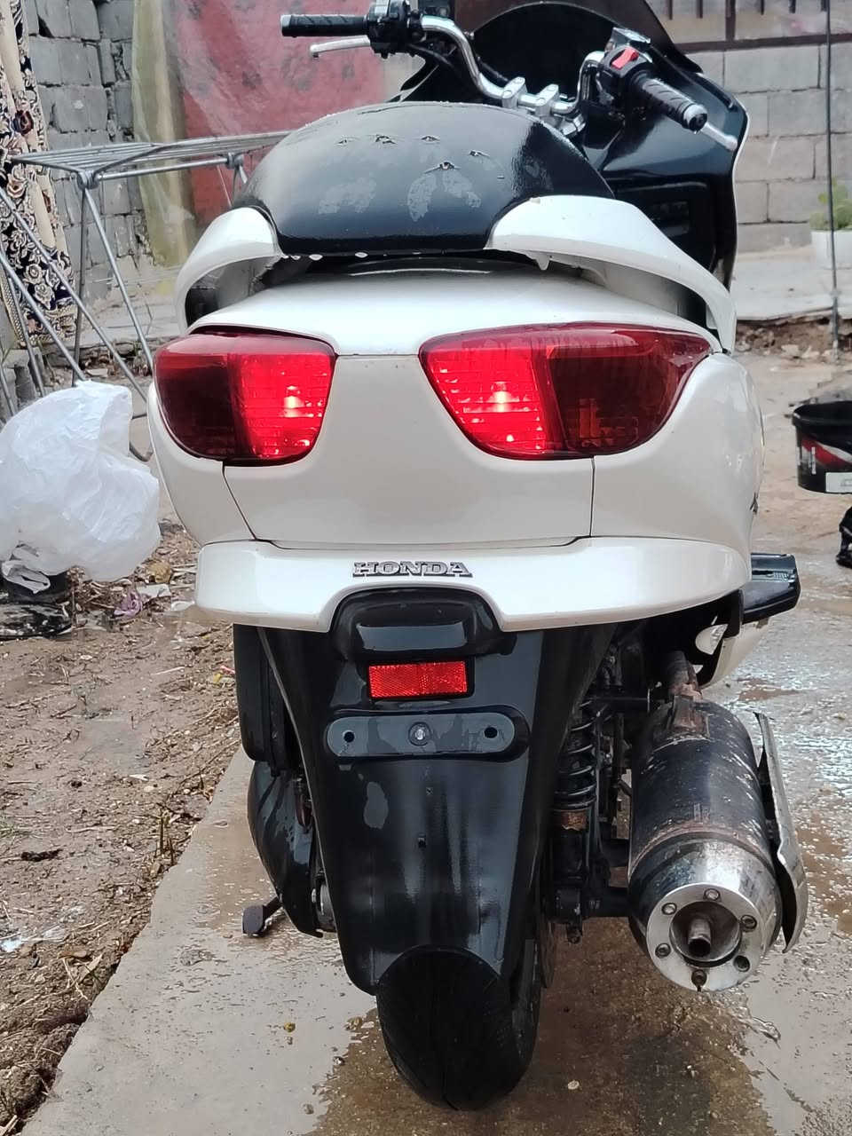 السلام عليكم فورزا 08 كير شغال نضيفه كلش
السعر 900 العنوان الشعله السلاميات ***********
