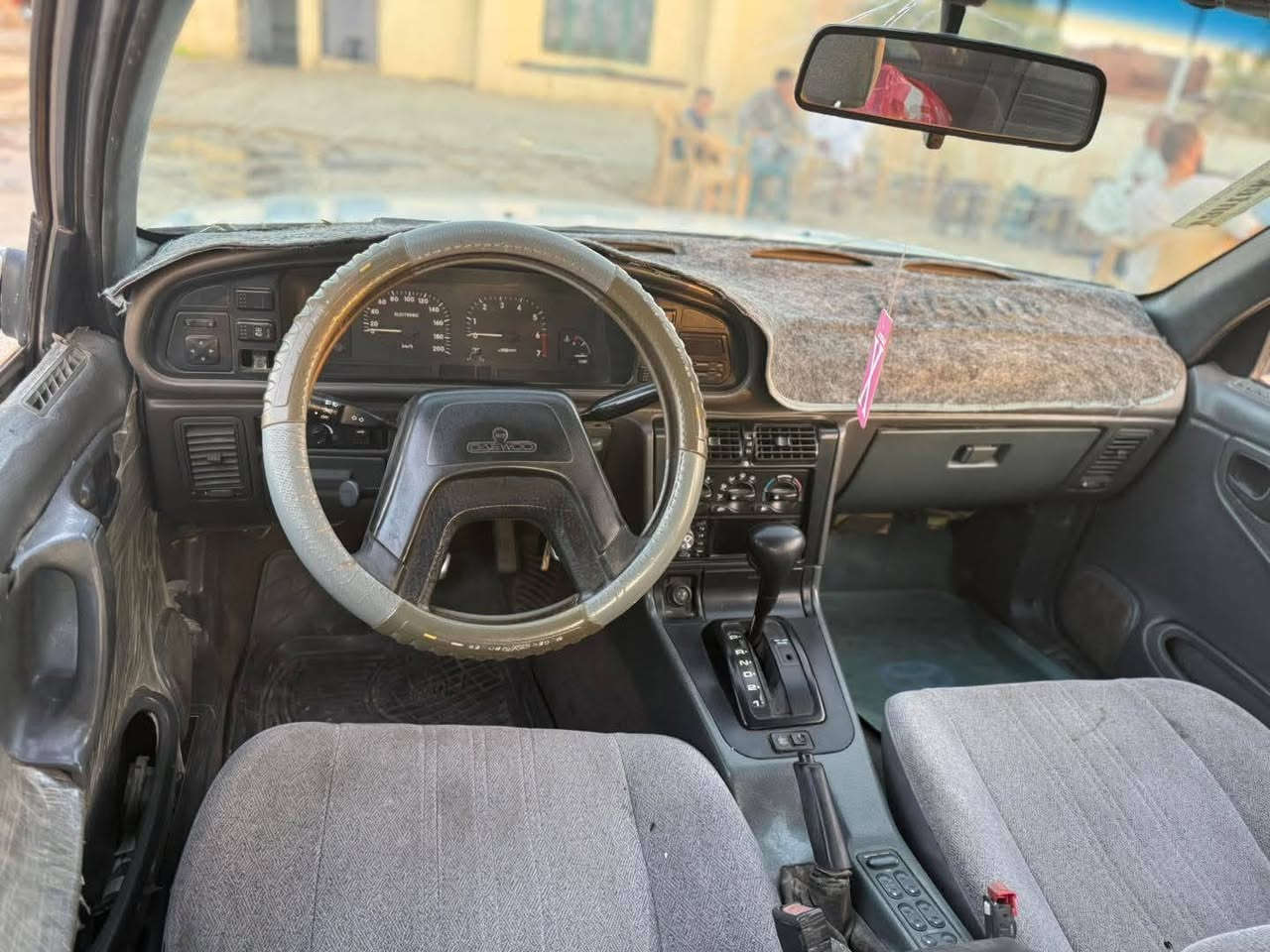 للبيع دايو برنس موديل 1994
محرك 2000 مبدل بيها جاملغ الأمامي وبنيد بلادي رقم الانبار السعر 35 بيها مجال بسيط مكان السيارة الفلوجة

***********
***********
