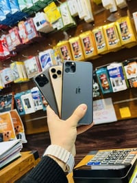 آيفون ١١ برو ماكس • ٢٥٦ • بطاريه فوك ٩٠