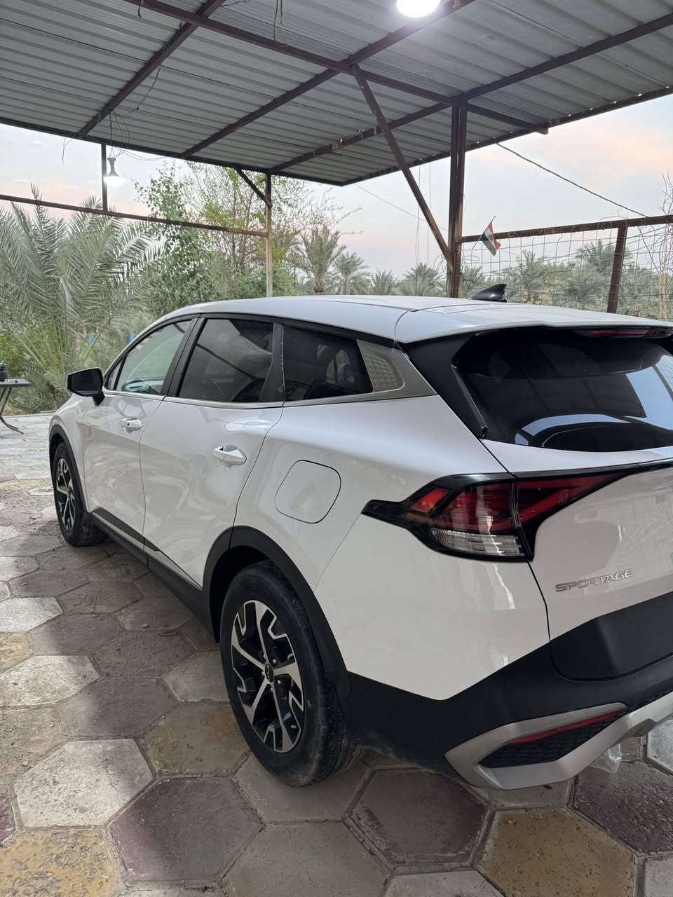 سبورتج ٢٠٢٣ مكفوله وراد امريكي
السياره الحجم الكبير لارج محرك ٢٥٠٠
مكفوله من الزلغ او اي شي ثاني
كشنات جلد كهرباء
تدفئة كشنات 
شاشه كبيره 
تشغيل عن بعد 
نقاط عمياء
تحديد مسار 
و هواي مواصفات بعد
السياره تقرير مياه امطار شرط 
ما بيها اي شي نقص و لا گلوب مشتغل بالعينه
ماشيه ٥٠ الف بدون رقم
السعر 179 و بيها مجال بسيط
***********
