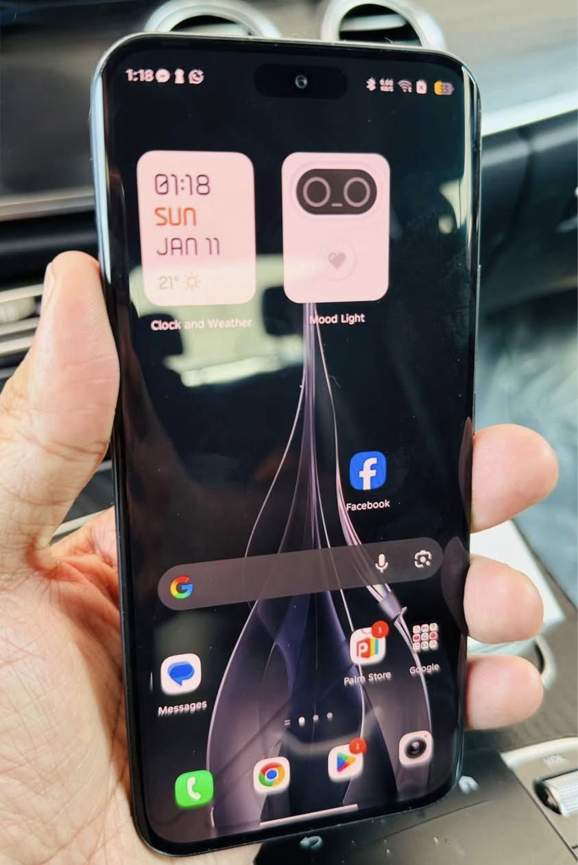 للبيع مفتوح الكارتون فقط بعده بالوكالة  POVA Slim 5G 
الذاكرة : 256 وعشوائيه 8
الشاشة : 6.78 بوصة - 144 هرتز - AMOLED
الكامره : 50 + 2 ميجابكسل
المعالج : Mediatek Dimensity 6400
🔋البطارية : 5160 مللي شحن سريع 45W
كامل ملحقات بعده جديد…
لليحب يشتري يراسلني خاص… او يتصل ع رقمي ***********
